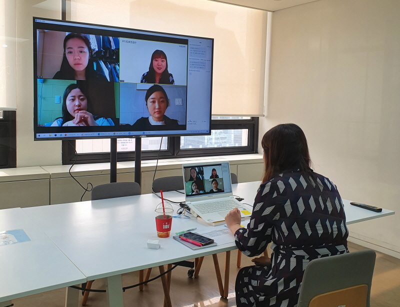 사진 3. 한국콘텐츠진흥원은 코로나19로 어려워진 고용 시장에서도 콘텐츠 분야 일자리 창출을 위해 '콘텐츠일자리센터'를 운영하고, 비대면 방식으로 핀셋 멘토링을 진행했다.