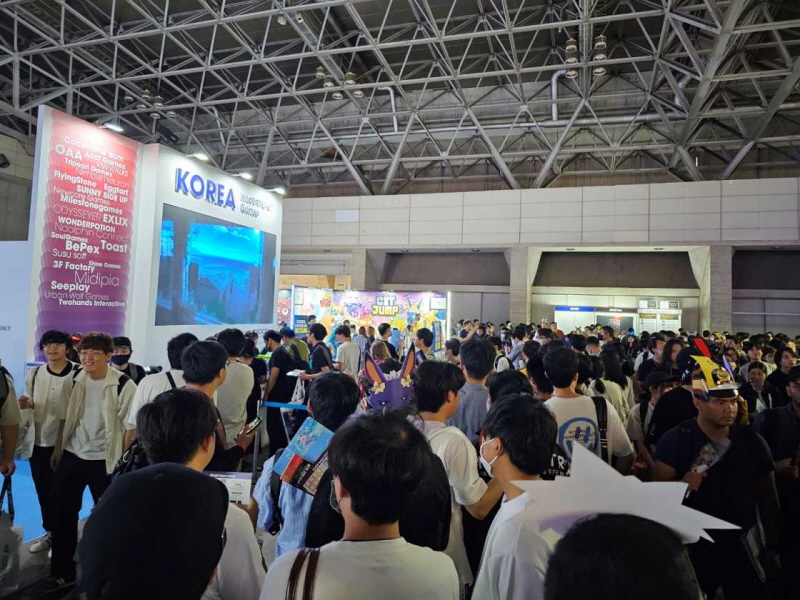 사진 1. 한국콘텐츠진흥원은 지난 21일부터 24일까지 일본 도쿄에서 열린 ‘도쿄게임쇼 2023’에서 한국공동관 운영을 성황리에 마쳤다.