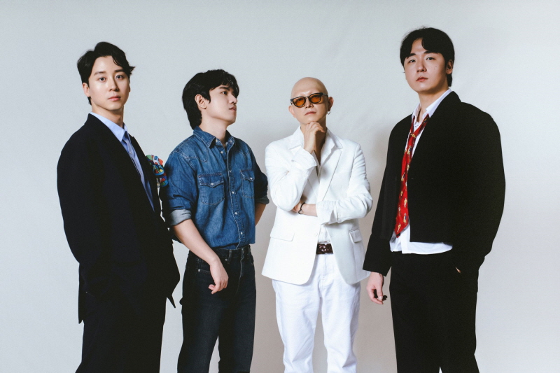 사진 10. 콘진원은 오는 11월 14일부터 15일까지 서울 마포구 무신사 개러지에서 지역 기반 음악인의 교류와 창작활동을 지원하기 위한 ‘2025 우리 음악인 축제 로컬 레이블 콘서트(Local Label Concert)’를 개최한다. (충남음악창작소 바비핀스, 왼쪽부터 황진영, 주찬욱, 임일규, 이승윤)