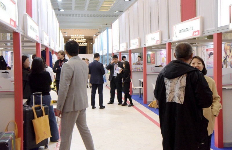 사진1. 콘진원은 11월 5일부터 7일까지 사흘간 폴란드 바르샤바의 문화과학궁전에서 열린 ‘2025 K-콘텐츠 엑스포 in 폴란드’를 성공리에 마쳤다. (수출상담회 현장 사진)