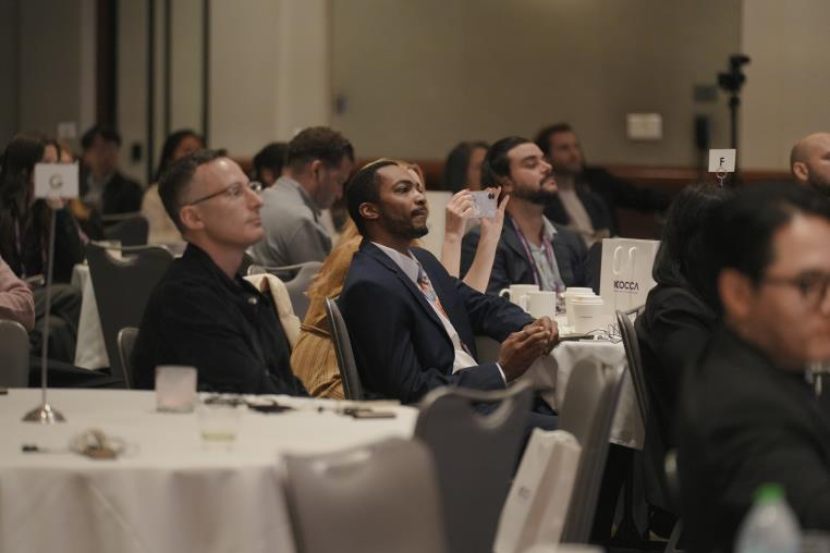 사진 3. 5일 로우스 할리우드 호텔에서 열린 ‘콘텐츠금융포럼’에서 현지 바이어 등 관계자들이 참석해 세션을 청취하고 있다.