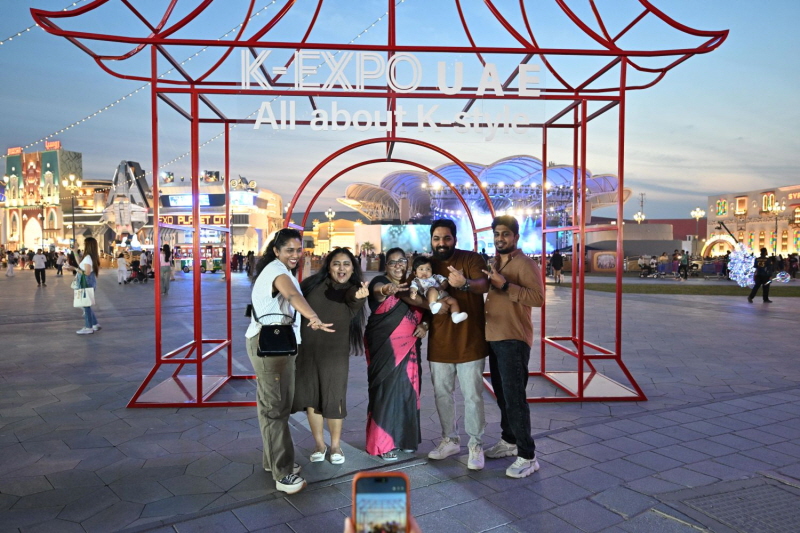 사진 2. 콘진원은 11월 15일부터 18일까지 아랍에미리트(UAE) 두바이의 글로벌 빌리지와 월드트레이드센터에서 ‘2025 K-엑스포: 올 어바웃 케이 스타일(All about K-style)’을 성공적으로 개최했다.