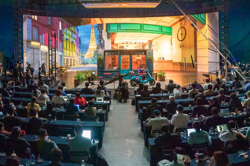 사진 1. 콘진원은 넷플릭스(Netflix)와 함께 6월부터 11월까지 콘텐츠인재캠퍼스와 CKL기업지원센터 등에서 글로벌 온라인 영상 서비스 제작 역량 강화를 위한 ‘2025 KOCCA x NETFLIX Production Academy’ 교육 과정을 성공적으로 마무리했다. (시각효과(VFX)·버추얼 프로덕션 워크숍 과정)