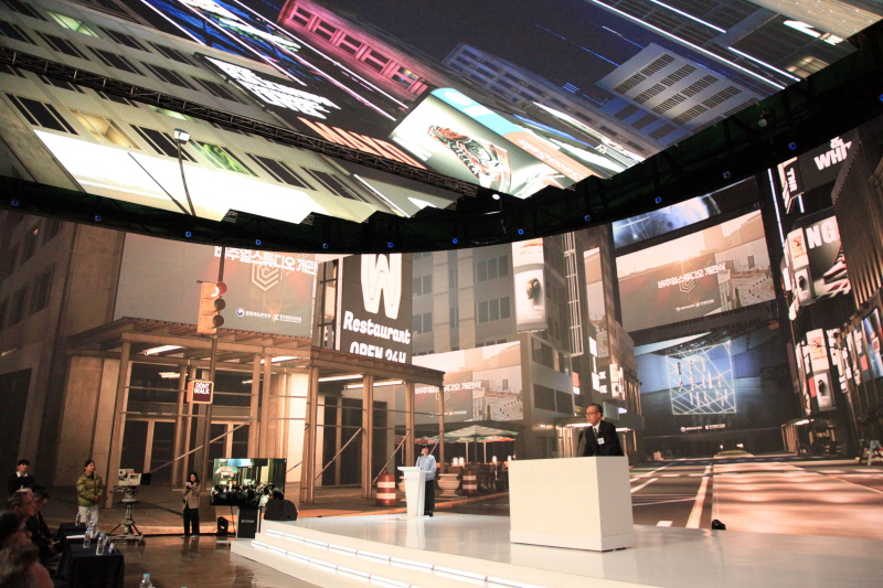 사진 4. 콘진원은 12월 3일, 대전 스튜디오큐브에 조성된 국내 최대 규모이자 최고 사양의 버추얼스튜디오 개관식을 개최했다.