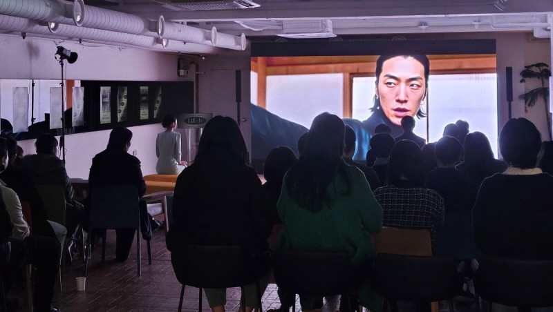 사진 2. 콘진원은 지난 11일 서울 한남동 케이브하우스에서 ‘2025 방송영상콘텐츠 기획개발 랩 성과교류회 래버스(LAB_Us 2025)’를 성공리에 개최했다.