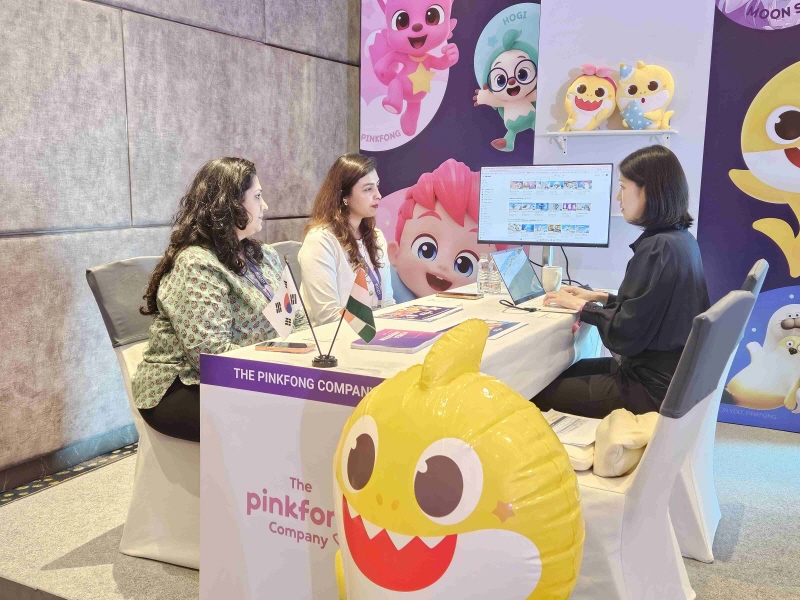 사진 8. 애니메이션분야 참가사(더핑크퐁컴퍼니) 상담