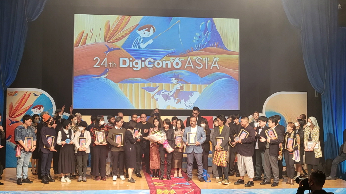 사진 3. 디지콘6아시아 본선 어워드 현장 사진 (3) Digicon6Asia 수상자 전체 사진