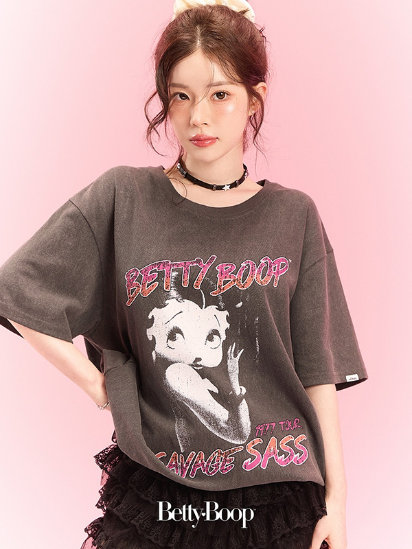 베티붑을 입은 트와이스 사나 ©사나 인스타그램 이미지