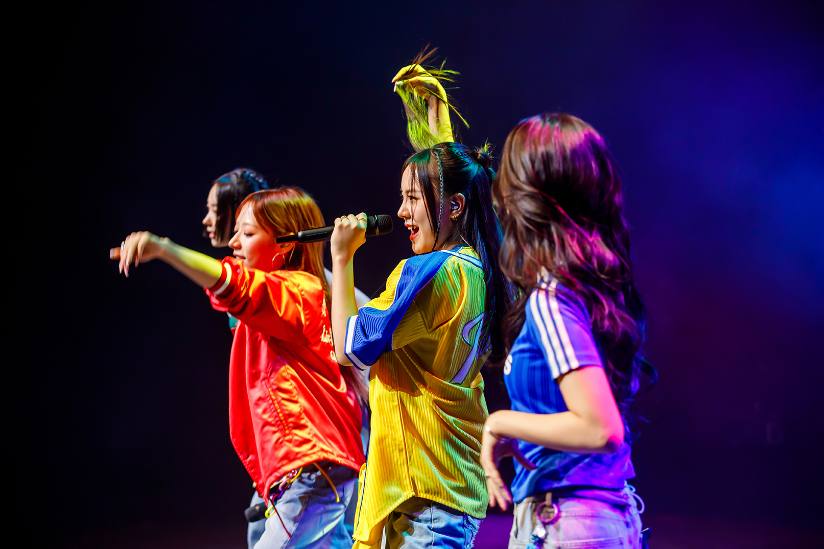 캔디스 공연 무대