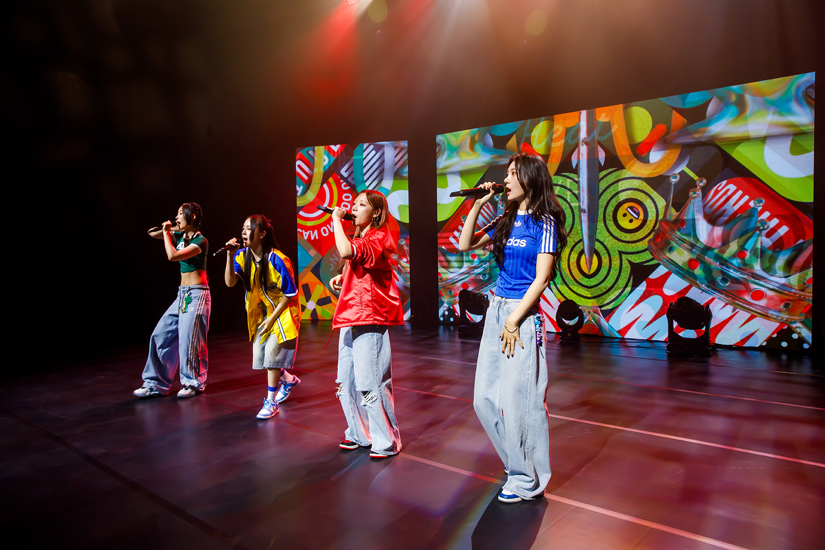 캔디스 공연 무대